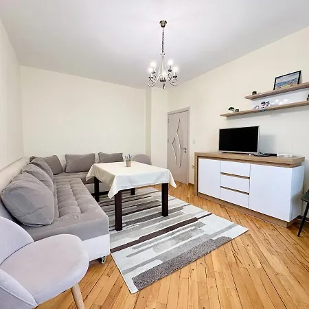 Апартаменти Narcis Nest