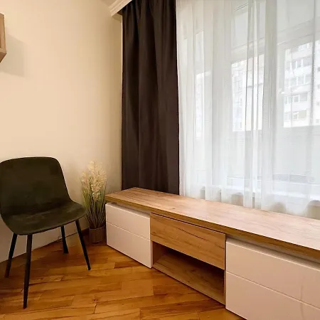 Narcis Nest Апартаменти *